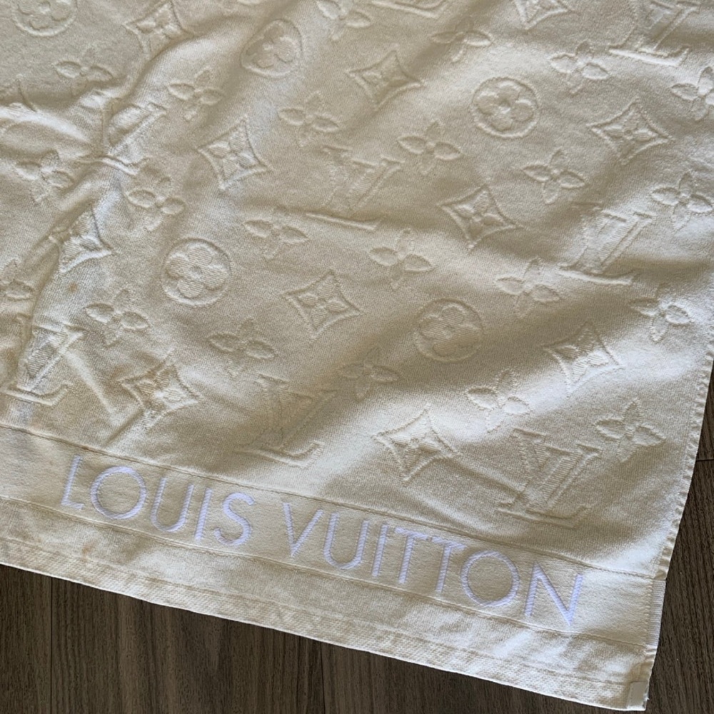 Louis Vuitton towel authentic